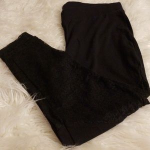 Torrid Cropped Leggings With Lace